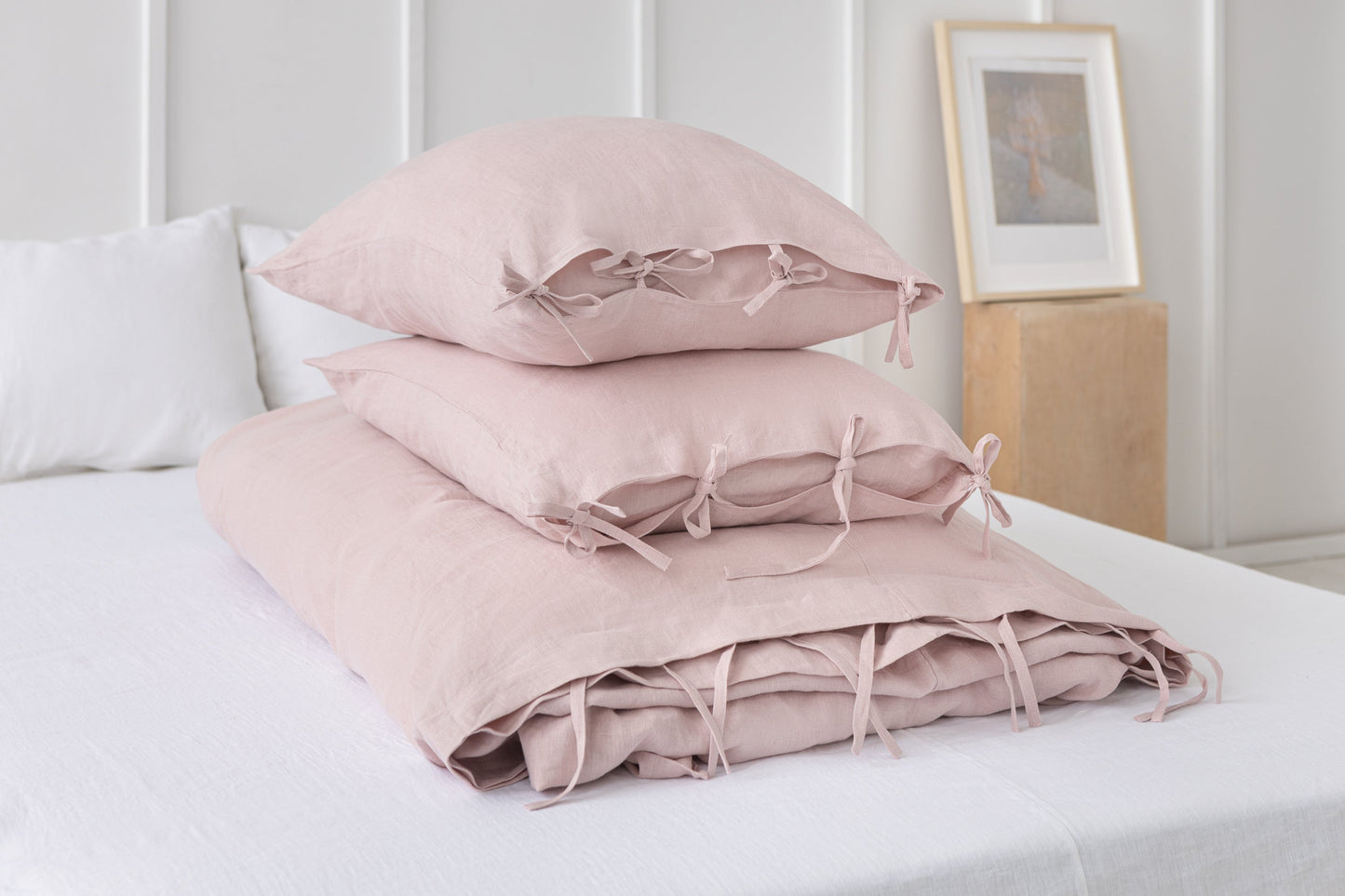 Linen duvet cover with ties