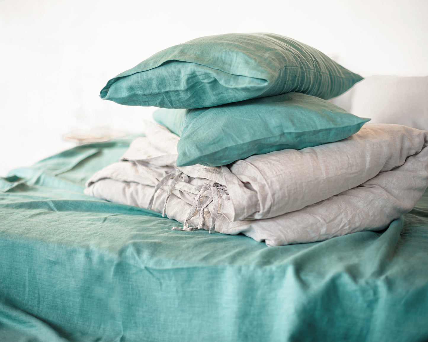 Linen duvet cover with ties